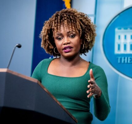 Silence Turns to Sparks: Karine Jean-Pierre’s Springfield Showdown Leaves White House Room Stunned