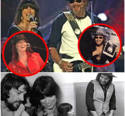 BREAKING: Hank Williams Jr. & Jessi Colter Hold Hands on Stage — An Emotional Reunion and Heartfelt Tribute to Waylon Jennings That Left the Audience in Tears