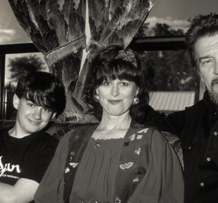 BREAKING: Waylon Jennings' Wife Jessi Colter Makes Emotional Announcement — Fans Can’t Hold Back Tears