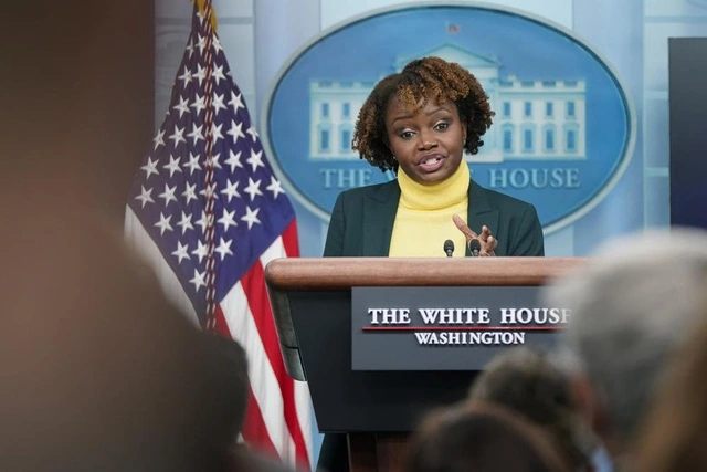 FIREWORKS AT THE PODIUM: Karine Jean-Pierre Shuts Down Peter Doocy in Heated Exchange Over Immigration