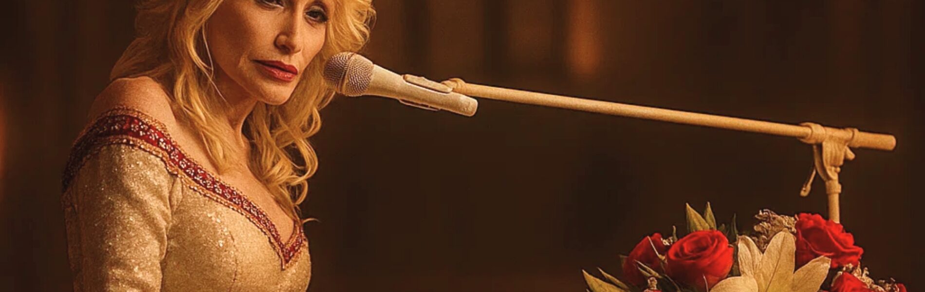 “Dolly Parton’s Heartfelt Piano Tribute to Brandon Blackstock: A Silent Prayer Through Song, Honoring a Life of Love, Loss, and Everlasting Memories in a Quiet Chapel Filled with Tears and Hope”