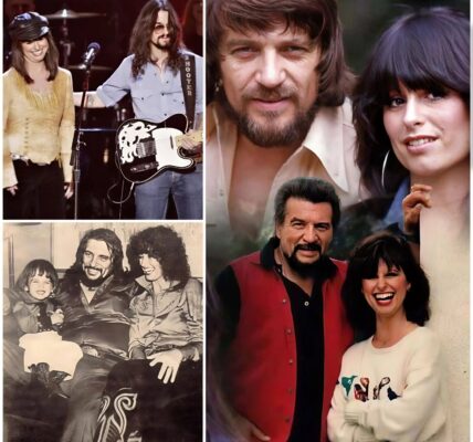 Waylon Jennings’ "Only Daddy That'll Walk the Line": A Bold Anthem of Loyalty and Country Grit