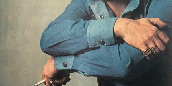 Robert Plant’s "I Just Wanna Make Love to You / Whole Lotta Love": A Fusion of Desire and Musical Innovation