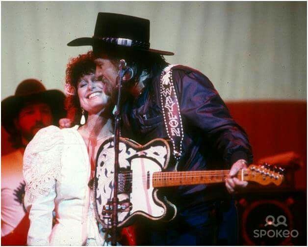 Waylon Jennings and Jessi Colter: "I Ain't The One" – A Song of Defiance and Love