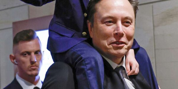 The Moment Elon Musk Broke Down in Tears—All Because of His Son