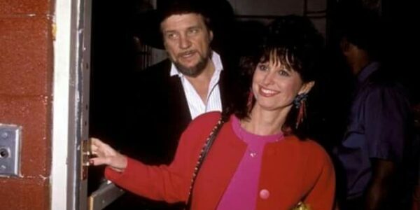 Song Analysis: "I Ain't The One" by Waylon Jennings and Jessi Colter