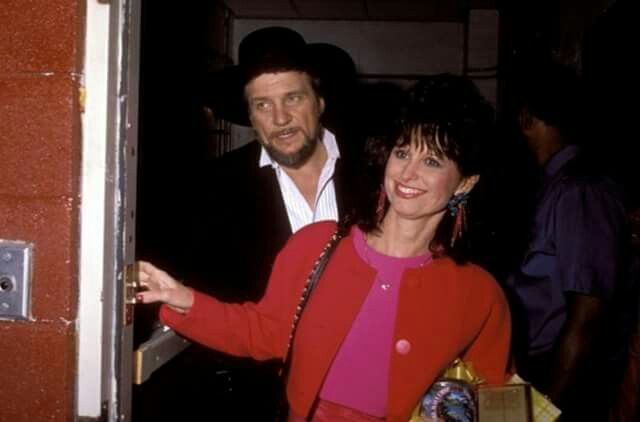 Song Analysis: "I Ain't The One" by Waylon Jennings and Jessi Colter