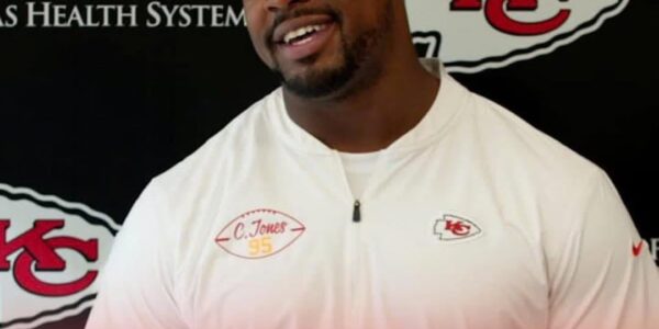 CONFIRMED: Team captain Chris Jones has stunned the NFL media with a SURPRISE announcement ahead of the 2025 season, confirming that if he and his team win the Super Bowl championship, he will donate 50% of his bonus to support underprivileged children in Kansas City who love football but cannot afford to play. This unexpected act has melted the hearts of fans.