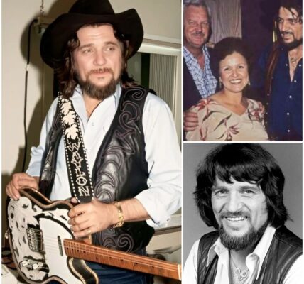 "Dreaming My Dreams" – Waylon Jennings' Heartfelt Meditation on Love and Regret