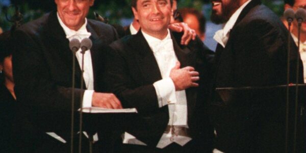 “Oh Mimi, tu più non torni”: Plácido Domingo’s Duet in La Bohème — A Song of Love and Loss