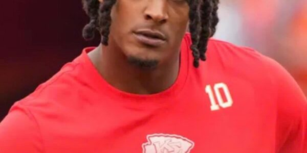 BREAKING: Chiefs lock down Isiah Pacheco with a four-year deal—stabilizing offense as camp depth shifts behind him.