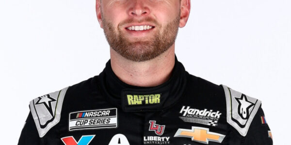 Everything seemed normal ahead of this weekend’s Cup Series race… until NASCAR made a decision that shocked the garage. William Byron, the star of Hendrick’s #24, was unexpectedly hit with a severe penalty after the team was found to have an “illegal” part in the car. But that was just the beginning…