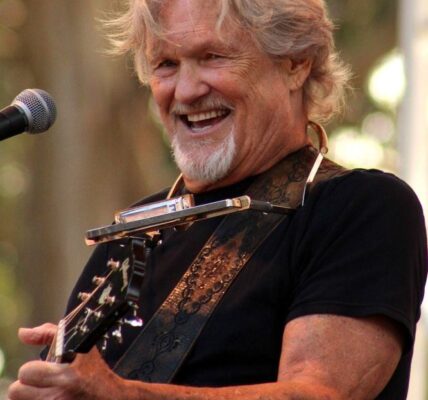 Kris Kristofferson, The Highwaymen, and the Immortal Journey of “Me and Bobby McGee”