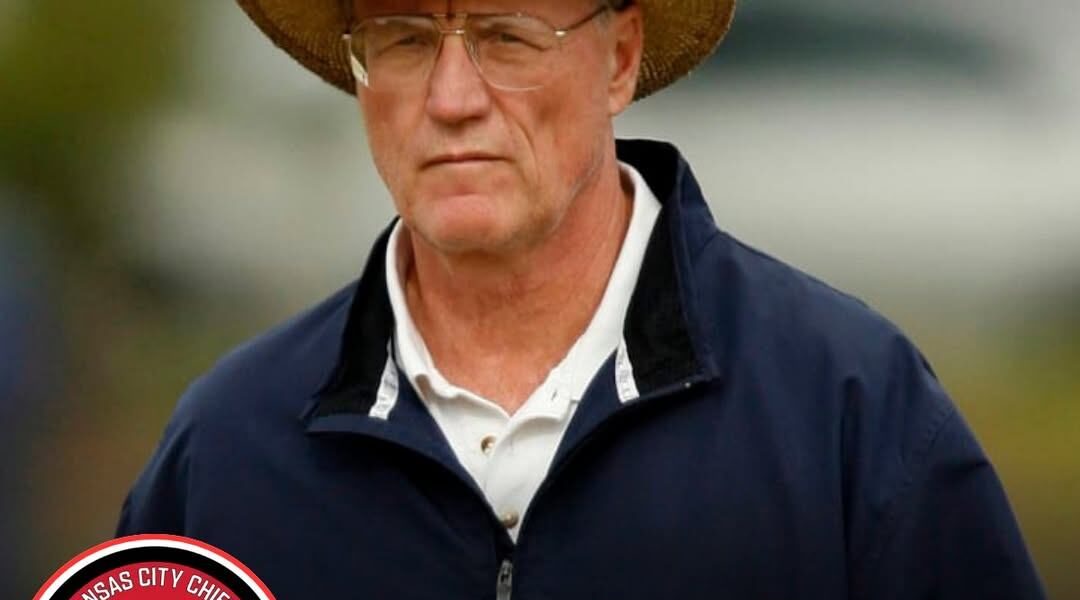 SHOCKING SAD NEWS: Former Kansas City Chiefs legend Marty Schottenheimer passes away, leaving behind a great legacy in NFL history. Marty Schottenheimer was not only a coach, he was also a symbol of fighting spirit, discipline and undying belief in football. His passing leaves a big void in the hearts of Kansas City Chiefs fans and the NFL, but the legacy he left behind will live forever in the history of this sport....