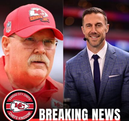 BREAKING NEWS: Alex Smith officially returns to Kansas City Chiefs as Assistant Quarterback Coach: A fateful reunion with Andy Reid at Arrowhead, This is not only a big turning point in his budding coaching career, but also a fateful reunion with head coach Andy Reid.