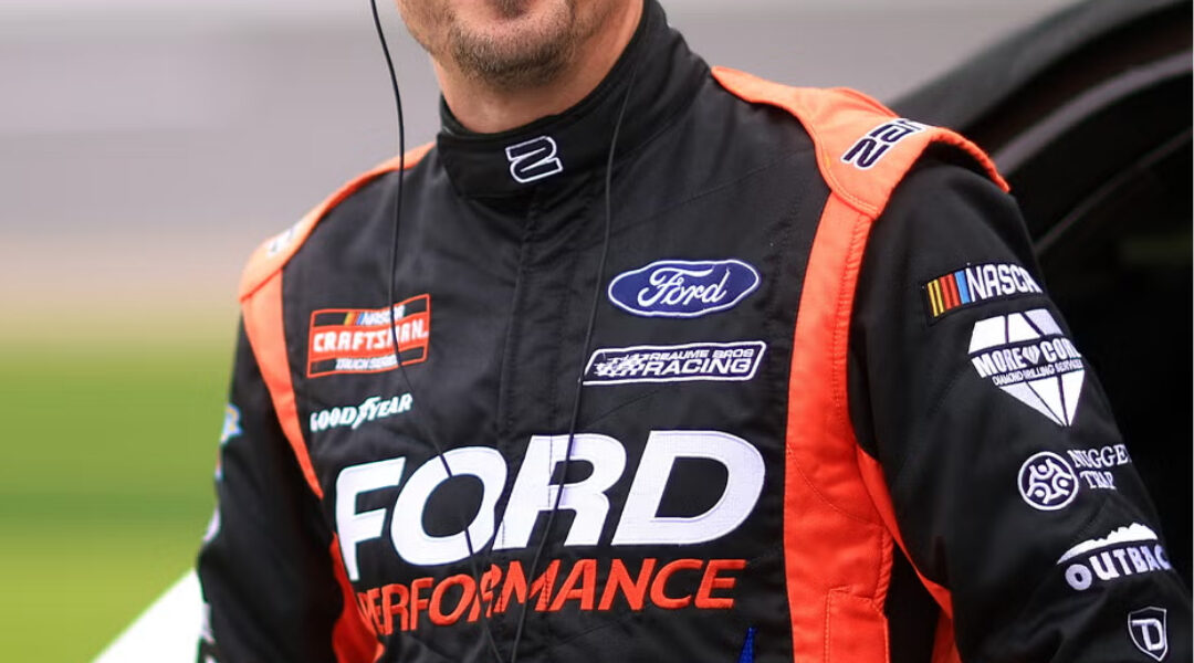 "Although I'm sad to miss the races, I hope it doesn't get any worse" - Frankie Muniz declares his career in shock after a painful fall and its consequences on his career...