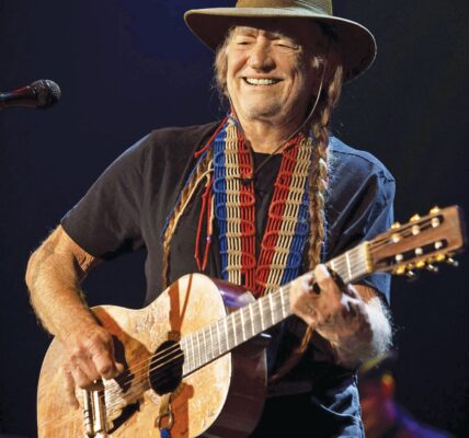 Father & Son Farewell: Willie Nelson’s Final Song and the Passing of “Trigger”