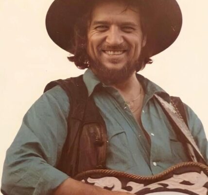 Waylon Jennings – “A Long Time Ago”: A Reflection on the Outlaw Spirit