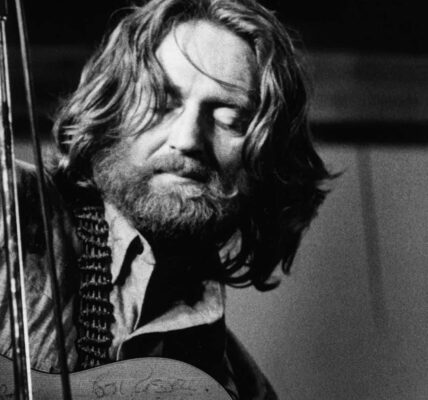 Willie Nelson and the Enduring Legacy of “Always on My Mind”