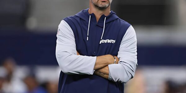 Cowboys Coach Sparks Debate: Schottenheimer Declares “We Can Win the Super Bowl” After Opening Loss to Eagles