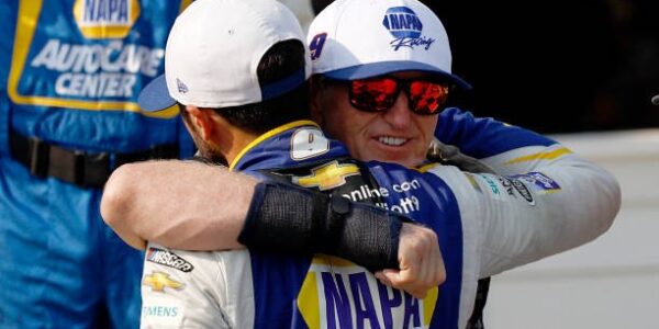 Bill Elliott Predicts “One of Chase’s Greatest Seasons Ever” as NASCAR Star Pushes Training to New Limits: "I'm going to make a prediction. You're going to see one of the best seasons Chase Elliott has ever had. Chase is in incredible form. I've been watching him train..."
