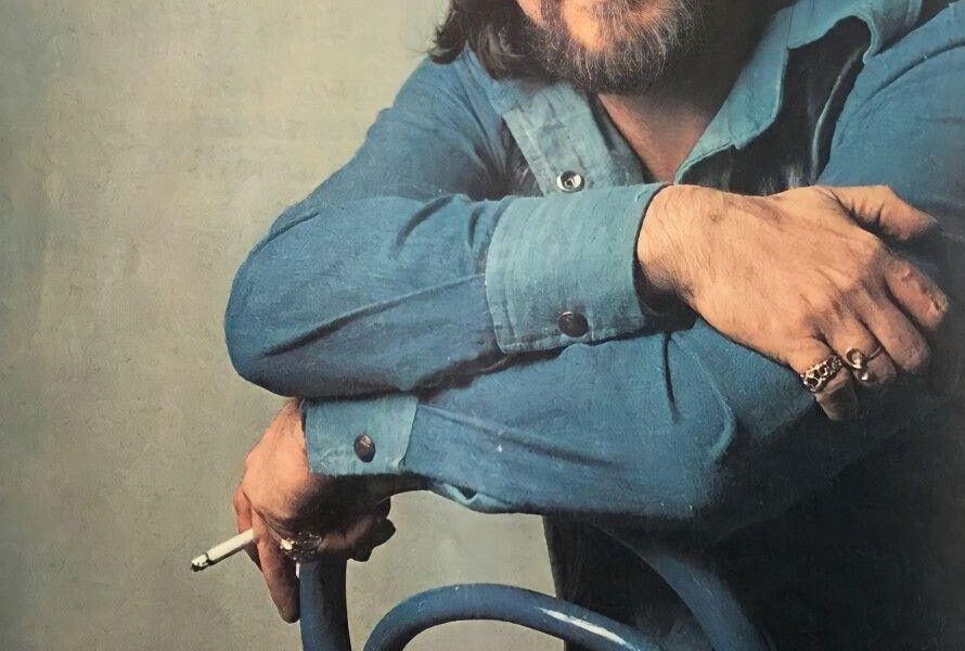 Waylon Jennings – "Lonesome On'ry and Mean": Een Legende in de Countrymuziek