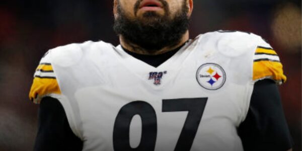 Deadline Deal: The Steelers and Cam Heyward reached an agreement tonight on a revised deal that will add more than $3 million in bonuses this year and allow him to earn up to ... this season!!!