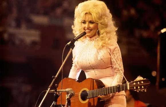 Dolly Parton’s “Gone at Last”: A Joyful Shout of Freedom