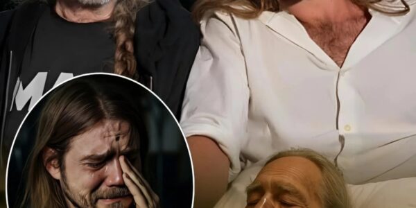 VERY SAD NEWS: 1 Hour Ago in Texas, USA — Lukas Nelson, Son of Country Music Legend Willie Nelson, 92, Emotionally Announced That His Father Suddenly Collapsed and Was Rushed to the Hospital.