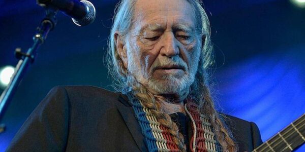Willie Nelson’s Forgotten Confession: The Dark Story Behind “Too Sick to Pray”