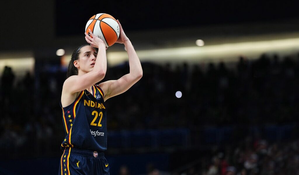 BREAKING: Leaked Photo of Caitlin Clark Flaunting a Diamond Ring Beside Her Fiancé Sends Fans Into Frenzy