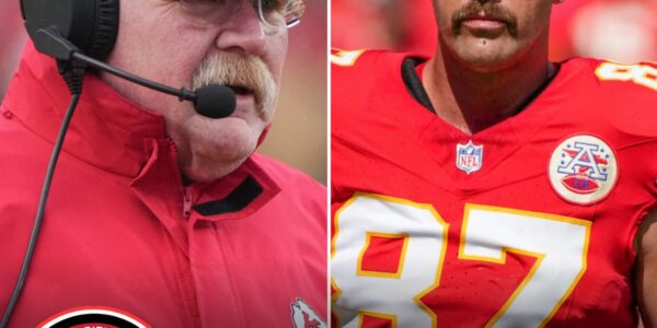 NFL Shock: Chiefs Head Coach Andy Reid publicly questioned and demanded an explanation from the league's organizing committee about the controversial incident involving star Travis Kelce. Reid emphasized that this was not only an issue that directly affected Kelce and the Chiefs, but also a big question mark about the fairness and transparency of the NFL. This strong statement quickly attracted attention from the media and fans, sparking a fierce debate about the league's controversial decisions...