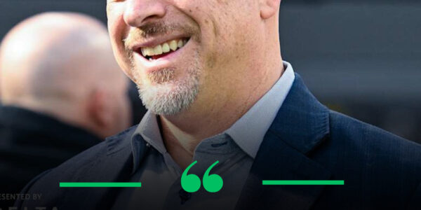 Seattle Earthquake ⚡💰: CEO Chuck Arnold stormed into the Seahawks’ locker room after the thrilling 40-37 OT win, handing Jason Myers a shocking $100,000 for his 64-yard game-winner — Seahawks Nation erupts with whispers of a new era in Seattle.