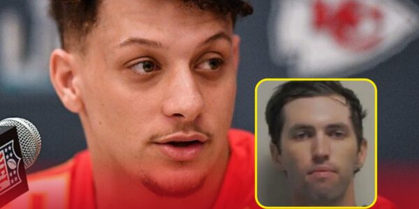 Patrick Mahomes breaks down in tears during moment of silence for Charlie Kirk
