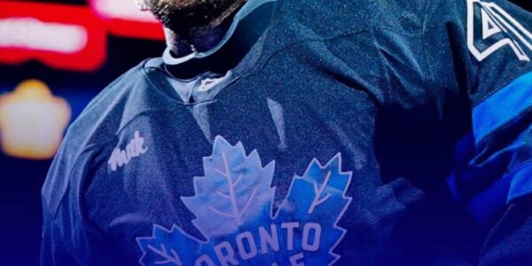 Maple Leafs Officially Sign Anthony Stolarz to $15M Contract