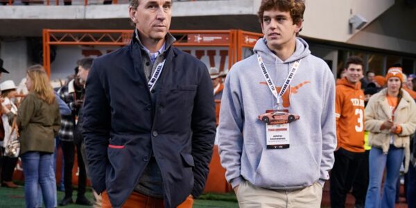 Arch Manning Takes the Helm: Texas Longhorns Enter First Full Season Without Quinn Ewers