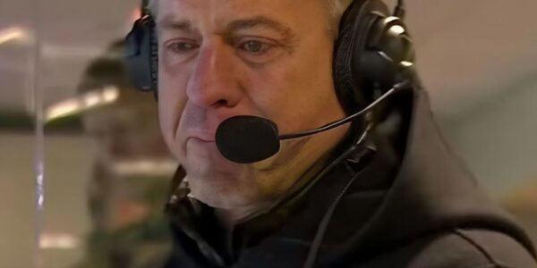 BREAKING: Cowboys Fans Shed Tears and Pray for Troy Aikman After Heartbreaking Announcement