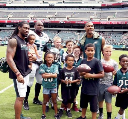 BREAKING NEWS: Philadelphia Eagles Owner Stuns NFL World by Giving Free Tickets to Underprivileged Kids to Fulfill Their Dream of Watching Their Heroes Live