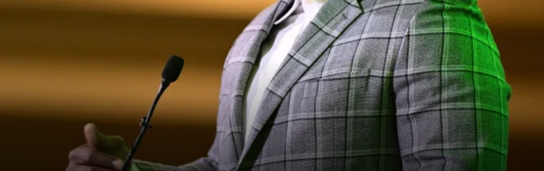 Breaking News: Eagles legend Donovan McNabb accuses referees of shocking bias in controversial loss to Broncos