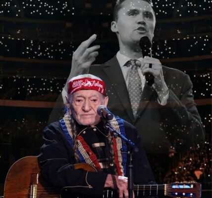 WILLIE NELSON’S FINAL FAREWELL: Before 30,000 fans at Farm Aid 40, Willie removed his hat, bowed his head — and silence fell. No lights, no fanfare, just a trembling voice filled with the weight of a nation’s grief. His song, a moving tribute to Charlie Kirk, became a prayer, a goodbye, and a promise that his legacy will live on forever.