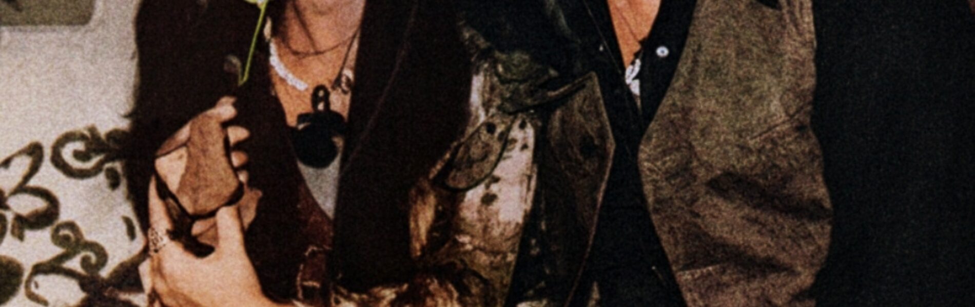 “Satin Sheets” — Waylon Jennings’ Quiet Confession from Ol’ Waylon (1977)