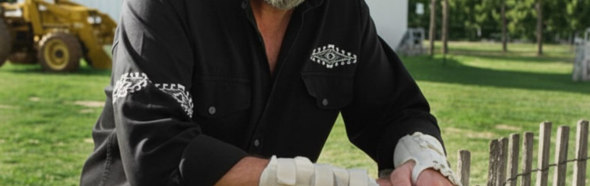 Waylon Jennings - Let's All Help The Cowboys (Sing the Blues)