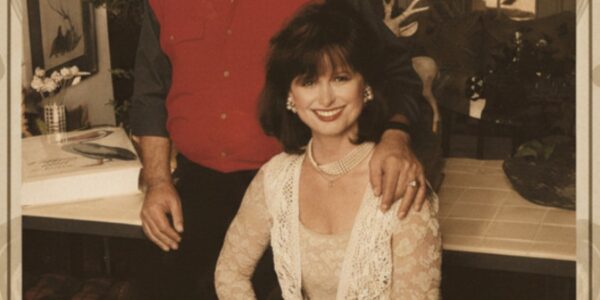 “I Can’t Keep My Hands Off of You” — Waylon Jennings Unleashes a Different Kind of Fire