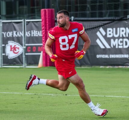 Title: "5 Things Only True Chiefs Fans Know – A Deep Dive into Kansas City's Football Legacy"