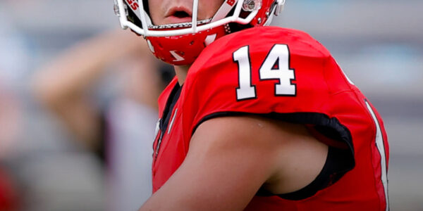 “GUNNER STOCKTON TAKES FLIGHT — AND NEARLY COSTS GEORGIA THE GAME: HEROIC OR RECKLESS?”