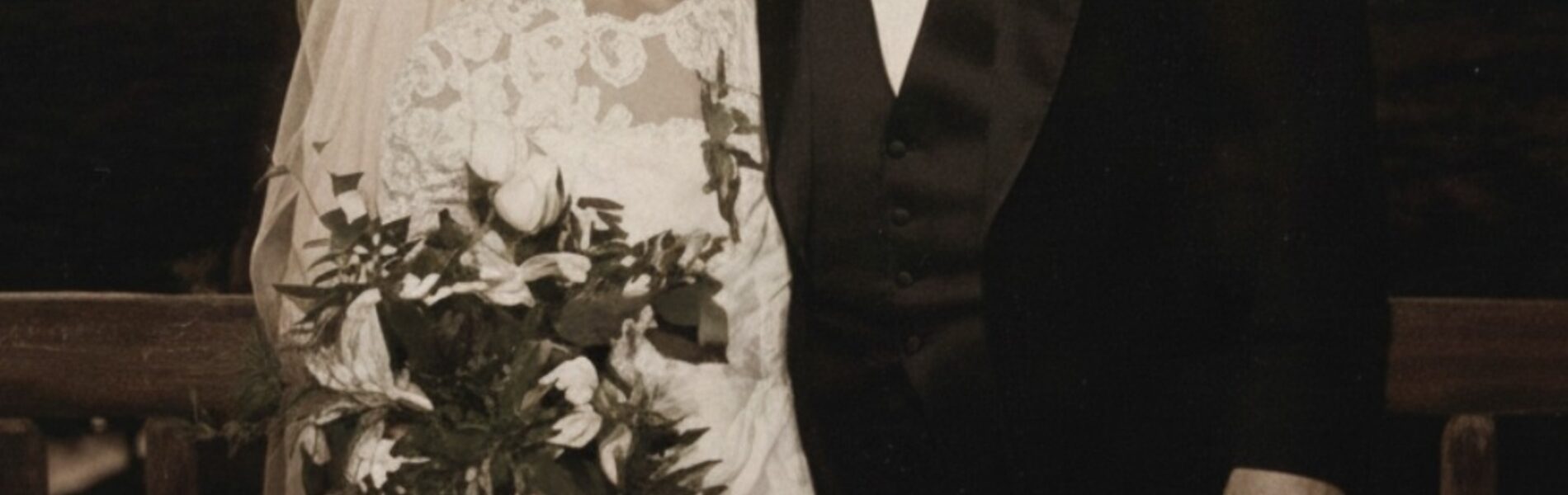 Waylon Jennings - Memories Of You And I