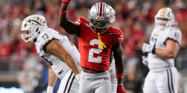 BREAKING NEWS: Caleb Downs’ emotional pledge stuns nation – Ohio State star donates $200,000 to School tragedy victims’ families