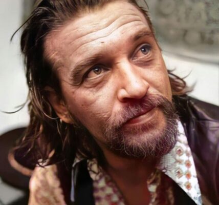 Waylon Jennings – “You Ask Me To”