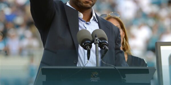 🏆 Fred Taylor officially joins the Pro Football Hall of Fame — a true legend immortalized in NFL history!