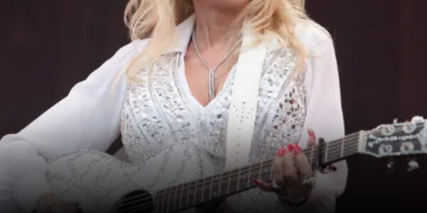 TRULY REVELATION: Dolly Parton proves true greatness needs no likes — just heart, legacy, and timeless grace that outshines every chart.